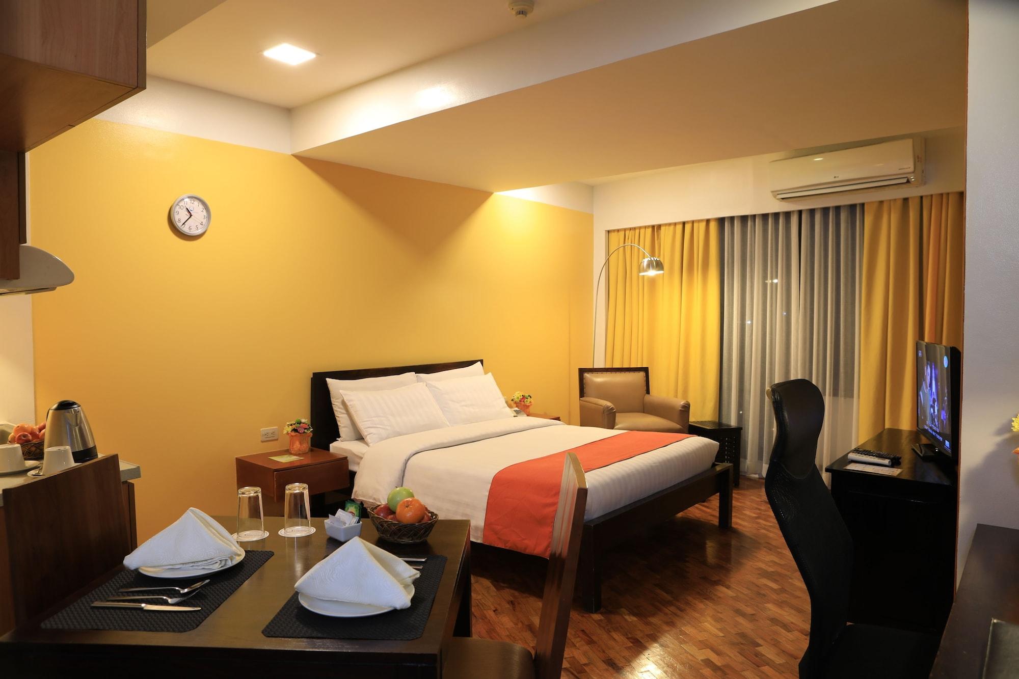 The Malayan Plaza Hotel Pasig City Exteriér fotografie